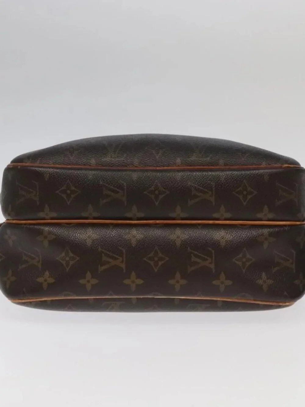 Louis Vuitton brand	louis vuitton